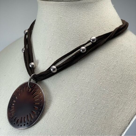 Retired Silpada brown suede silver beaded necklace with carved pen shell pendant - Picture 4 of 9